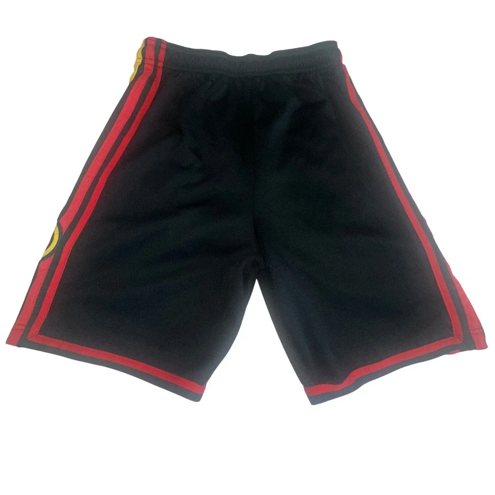 Jordan NBA Basketball Athletic Shorts Kids Atlanta Hawks Black Red Yellow Size L